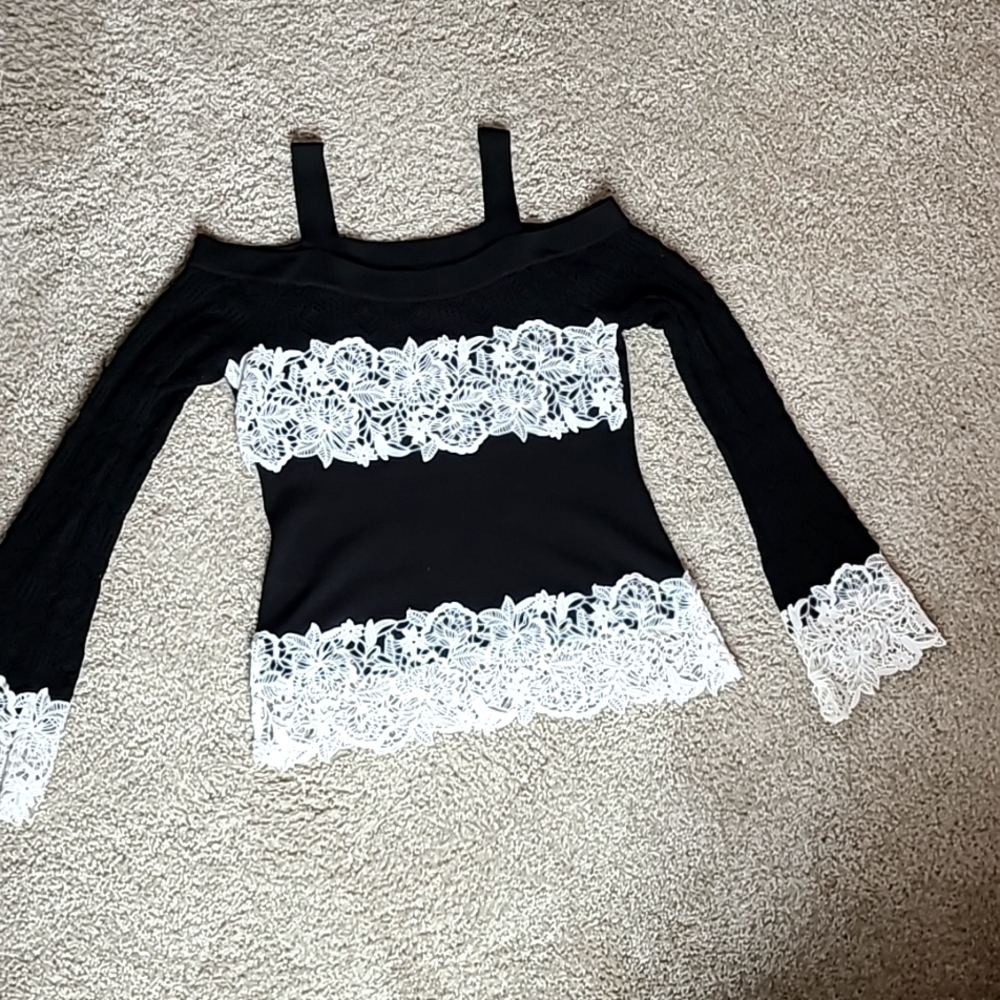 INC International off the Shoulder Sweater. Black with White Embroidery. Sz Smal